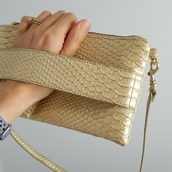 Devi Kroell Faux Snakeskin Gold Clutch / Purse - Picture 3 of 10